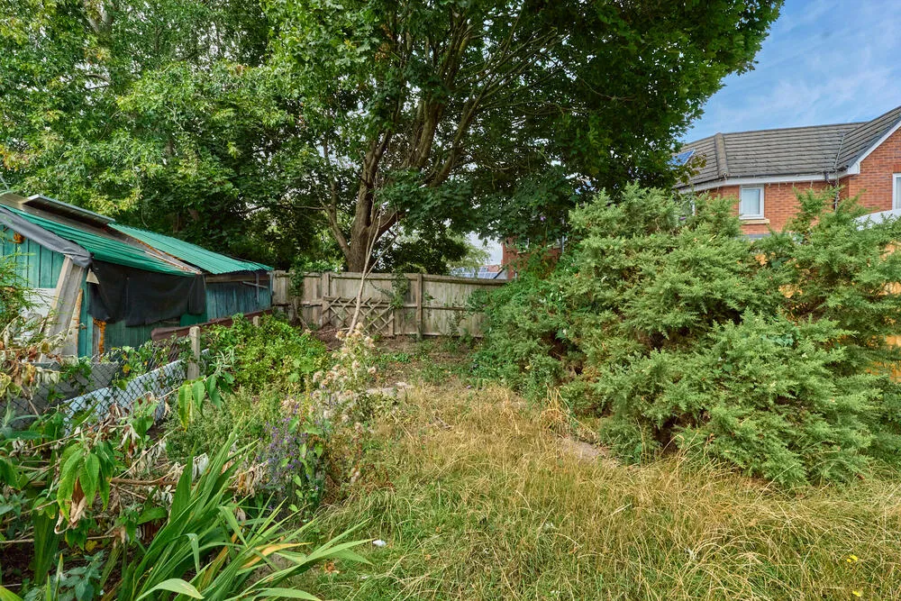 12 Olde Hall Road, Featherstone, Wolverhampton - Auction Hammer Midlands