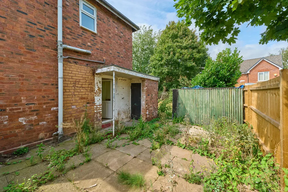 12 Olde Hall Road, Featherstone, Wolverhampton - Auction Hammer Midlands