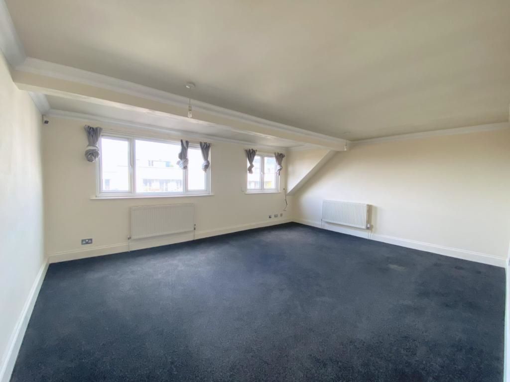 Flat 13, Clarendon Road, Southsea, Hampshire, PO4 0TA - Online Auctions