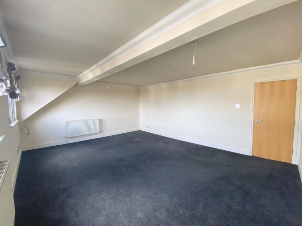 Flat 13, Clarendon Road, Southsea, Hampshire, PO4 0TA - Online Auctions