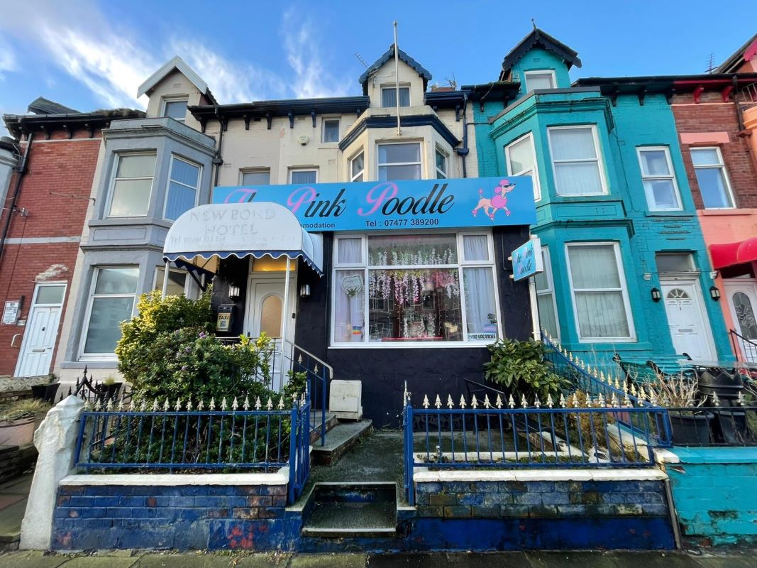 72 Lord Street, Blackpool, Lancashire, FY1 2DG - Online Auctions
