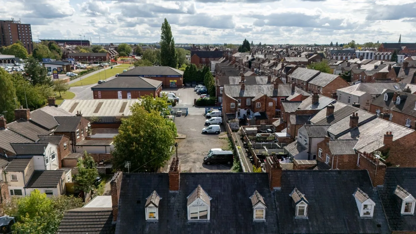Crewe, Cheshire, CW2 7DE - Online Auctions