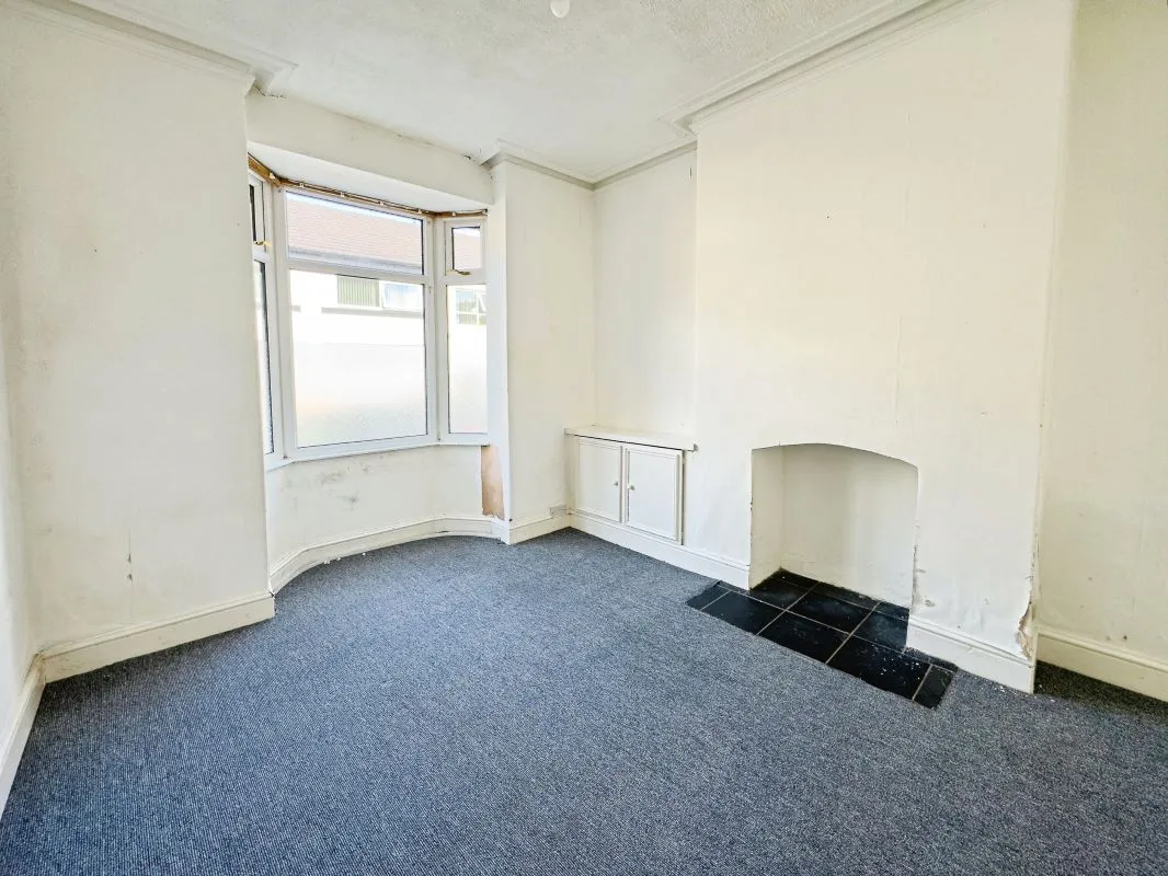 Crewe, Cheshire, CW2 7DE - Online Auctions