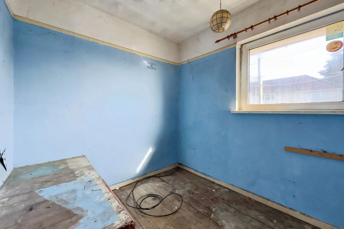 Penllergaer, Swansea, West Glamorgan, SA4 9BD - Online Auctions