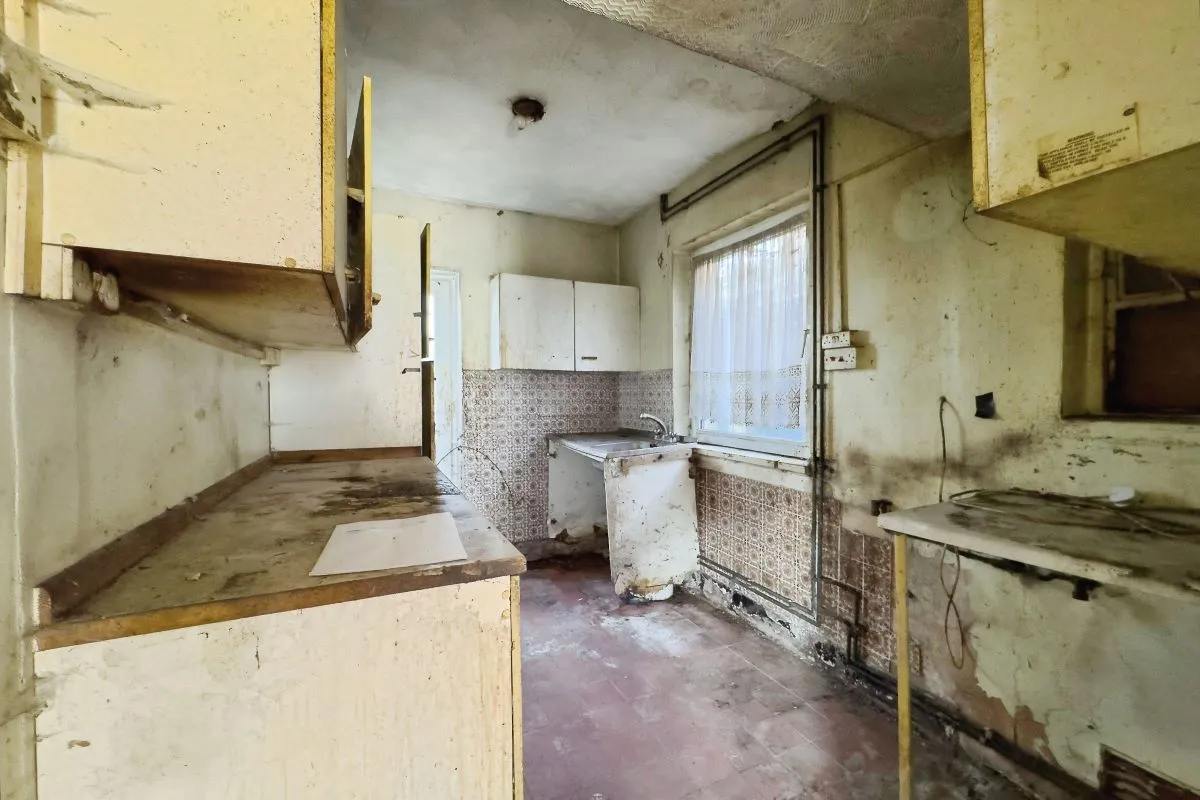 Penllergaer, Swansea, West Glamorgan, SA4 9BD - Online Auctions