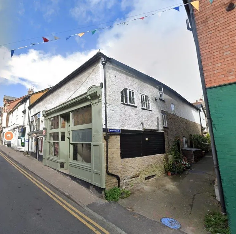 Church Street, Kington, Herefordshire, HR5 3AZ - Online Auctions