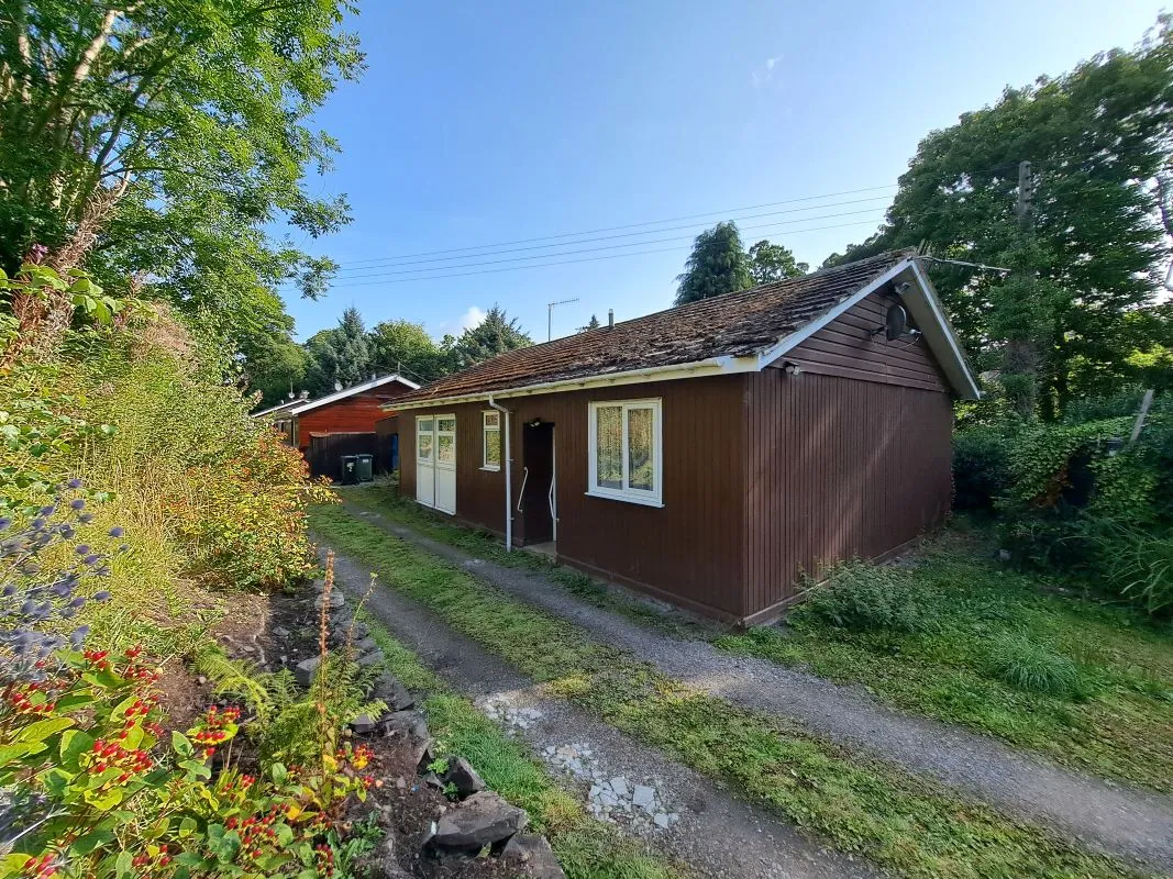 Login Terrace, Brecon, Powys, LD3 8UH - Online Auctions