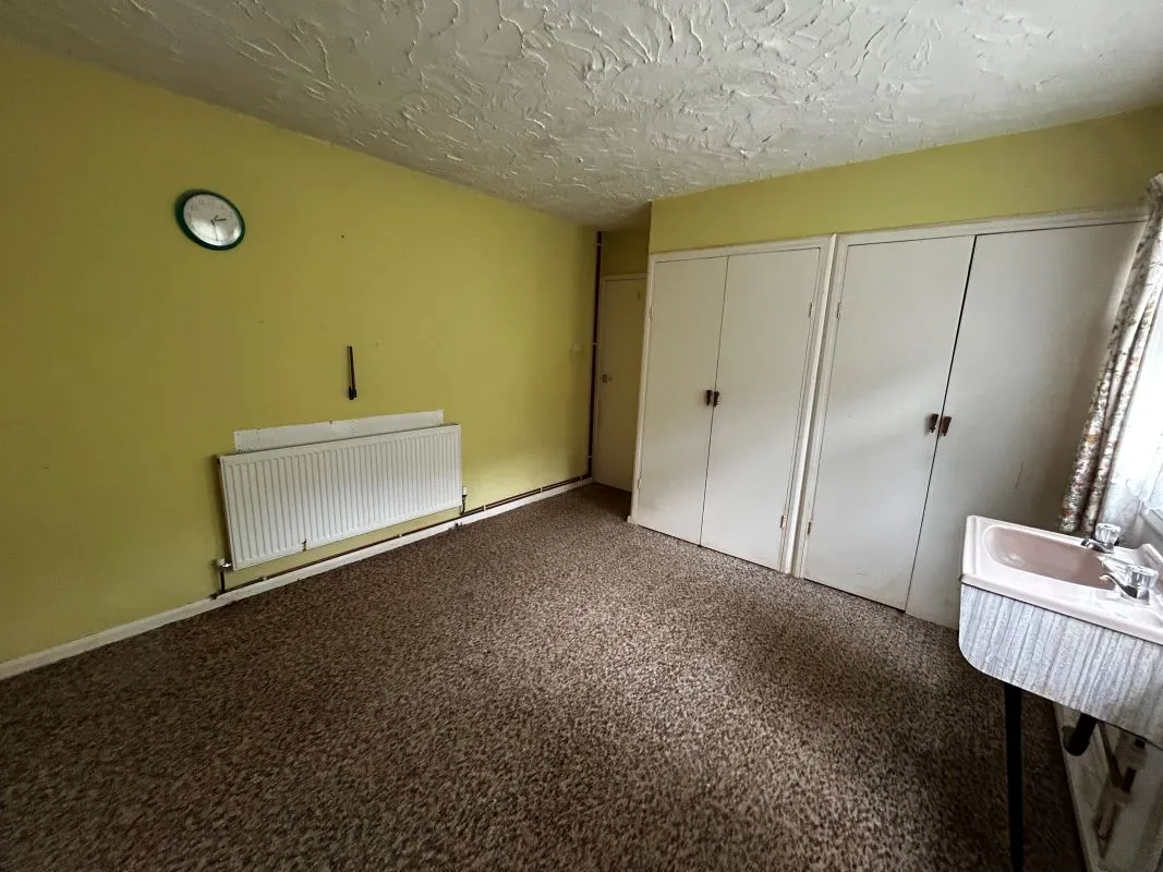 Login Terrace, Brecon, Powys, LD3 8UH - Online Auctions