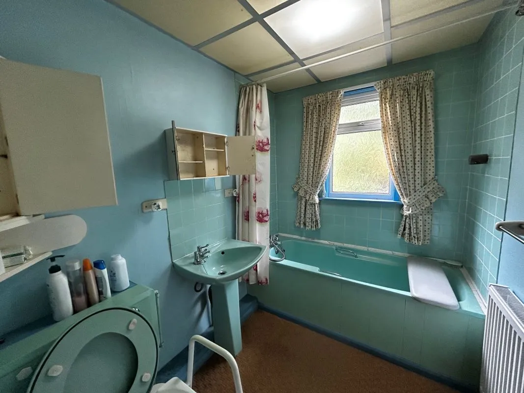 Login Terrace, Brecon, Powys, LD3 8UH - Online Auctions