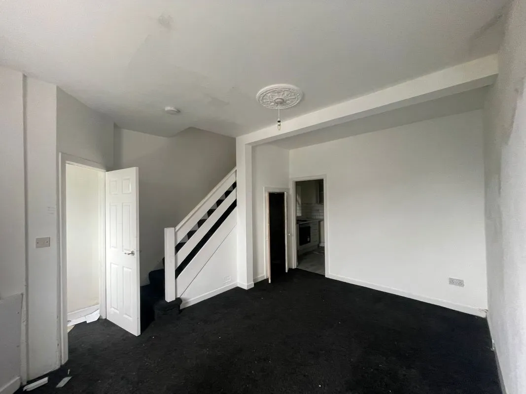 Swansea, SA1 6YT - Online Auctions