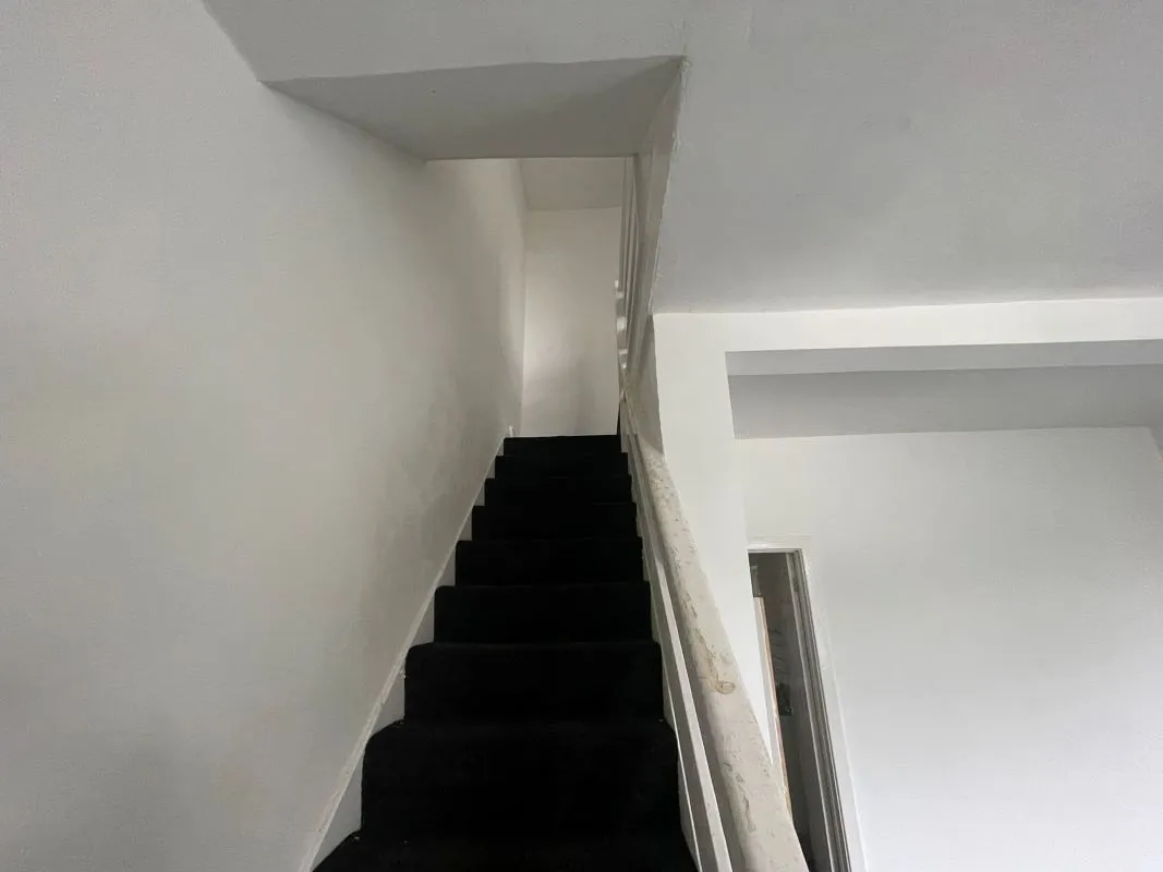 Swansea, SA1 6YT - Online Auctions