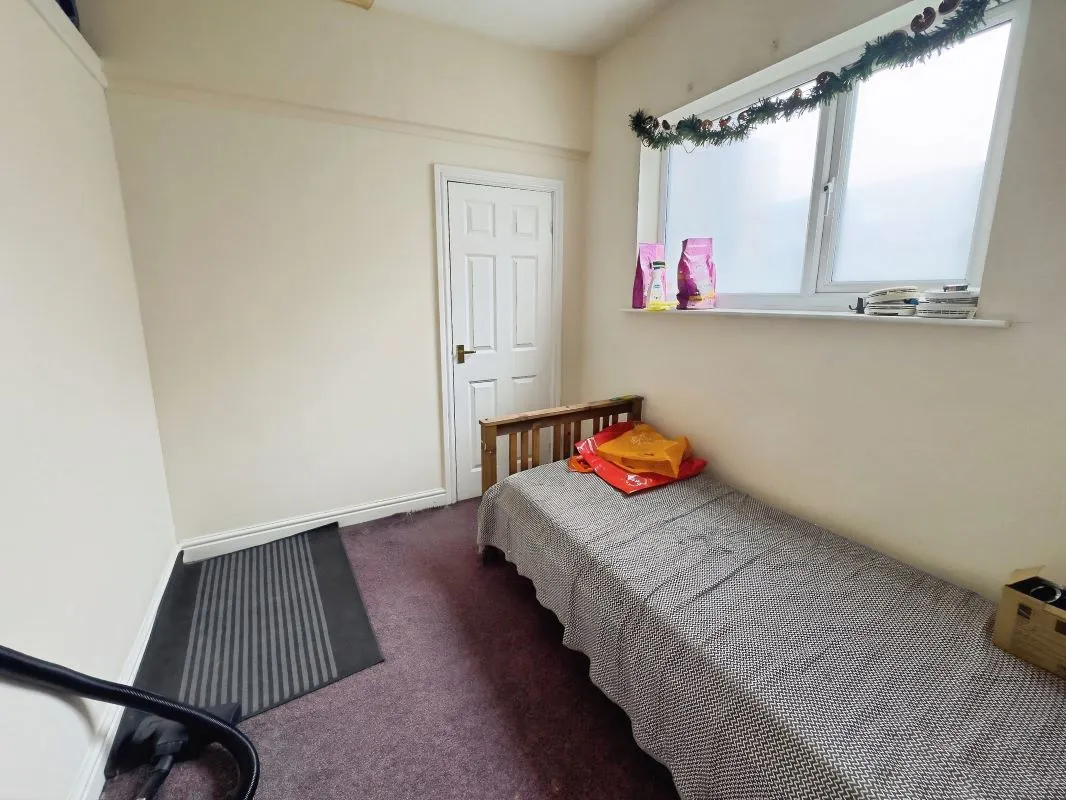 Chester, Cheshire, CH1 3ND - Online Auctions