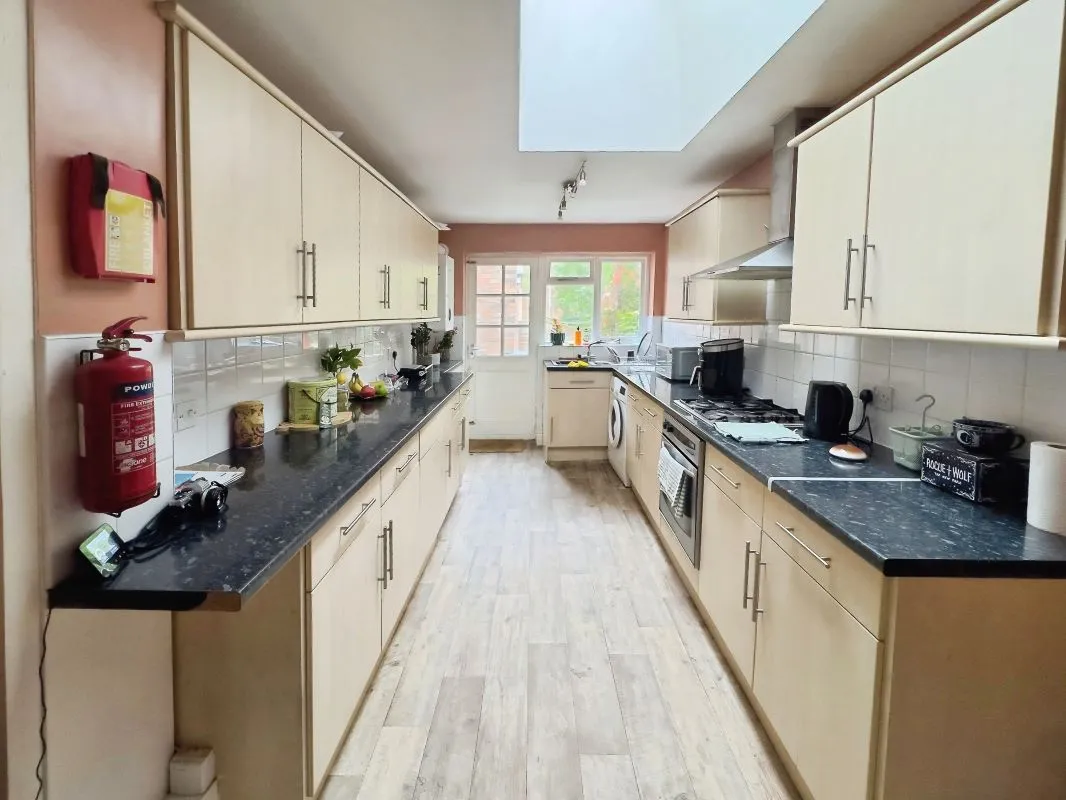 Chester, Cheshire, CH1 3ND - Online Auctions