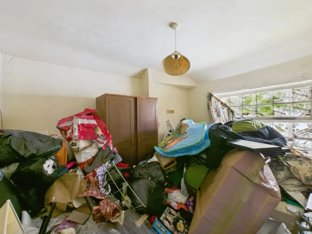 Holywell, Clwyd, CH8 7LS - Online Auctions