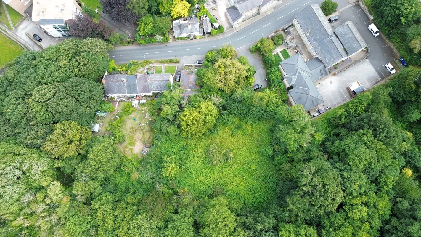 Holywell, Clwyd, CH8 7LS - Online Auctions