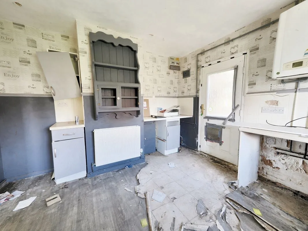 Ilkeston, Derbyshire, DE7 8SN - Online Auctions