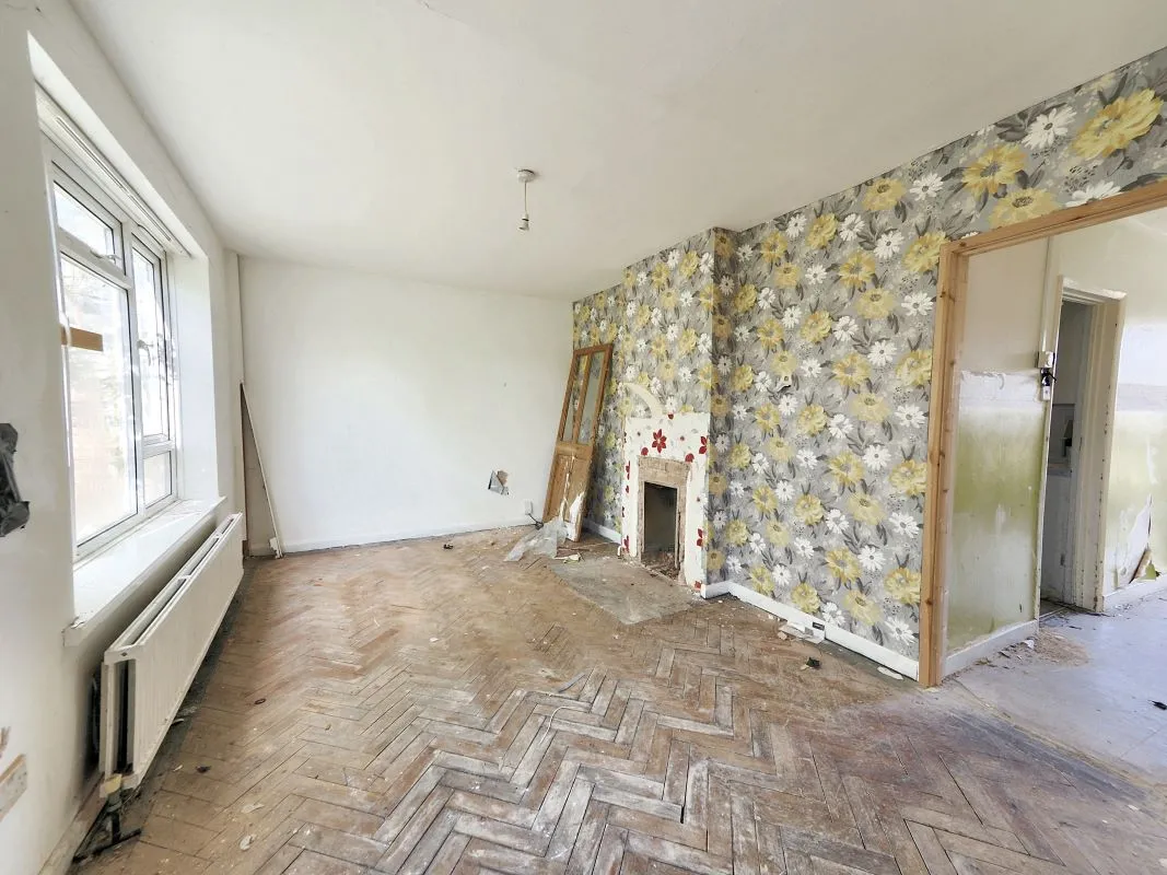 Ilkeston, Derbyshire, DE7 8SN - Online Auctions