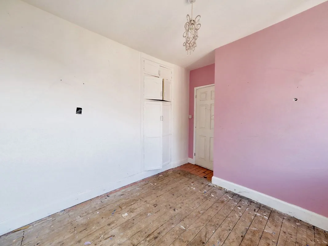 Ilkeston, Derbyshire, DE7 8SN - Online Auctions