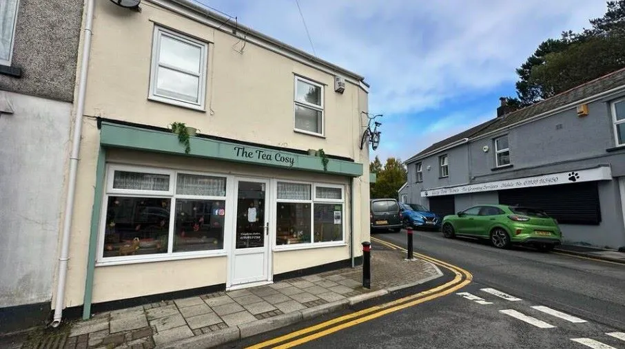 Dowlais, Merthyr Tydfil, Merthyr Tydfil, CF48 3AF - Online Auctions