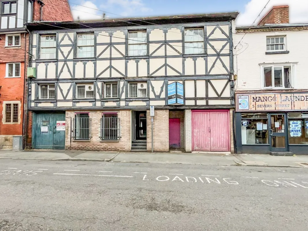 Newtown, Powys, SY16 2AU - Online Auctions