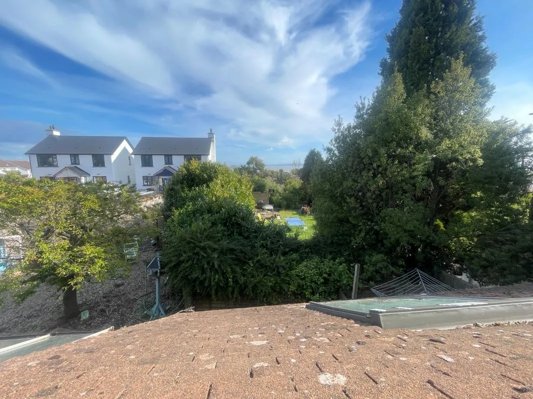 Sully, Penarth, Vale of Glamorgan, CF64 5TE - Online Auctions