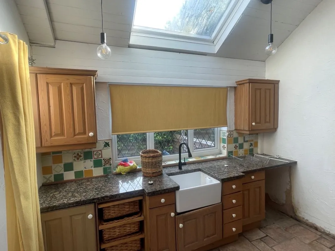 Sully, Penarth, Vale of Glamorgan, CF64 5TE - Online Auctions