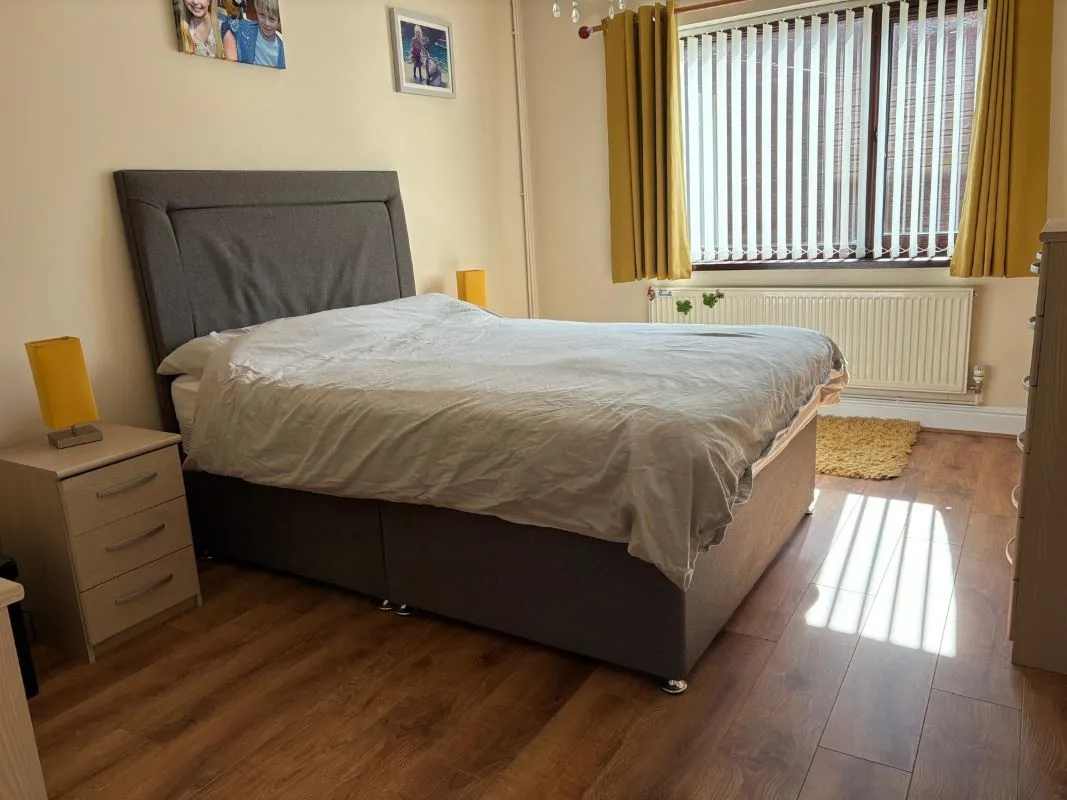 Westfield Road, Waunarlwydd, Swansea, SA5 4SJ - Online Auctions