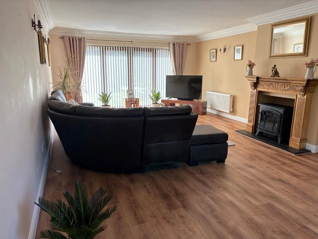 Westfield Road, Waunarlwydd, Swansea, SA5 4SJ - Online Auctions