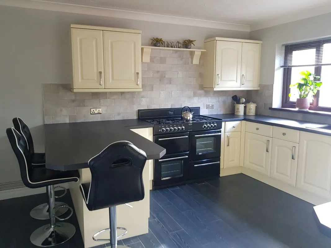 Westfield Road, Waunarlwydd, Swansea, SA5 4SJ - Online Auctions