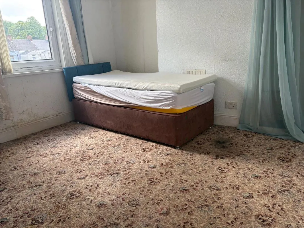 Newport, NP20 5PL - Online Auctions