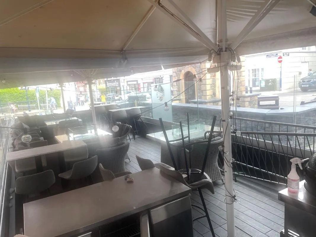 2 Pier Street, Aberystwyth, SY23 2LJ - Online Auctions
