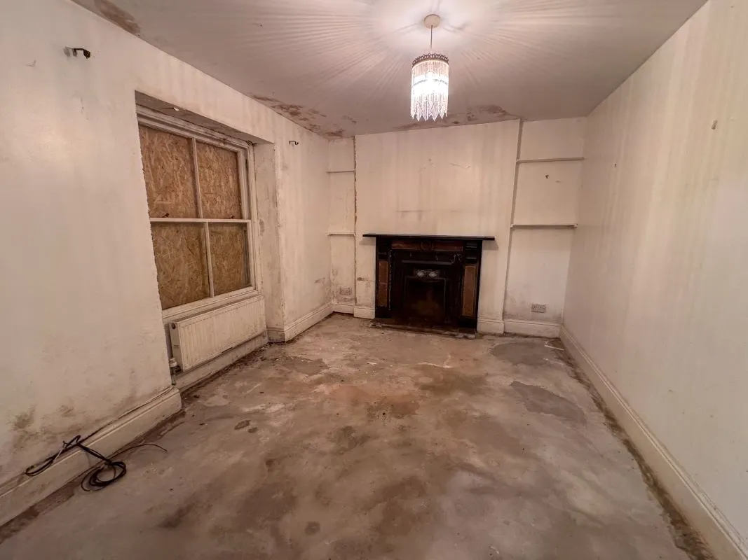 Craig Y Nos, Church Road, Llanberis, Caernarfon, Gwynedd, LL55 4TF - Online Auctions