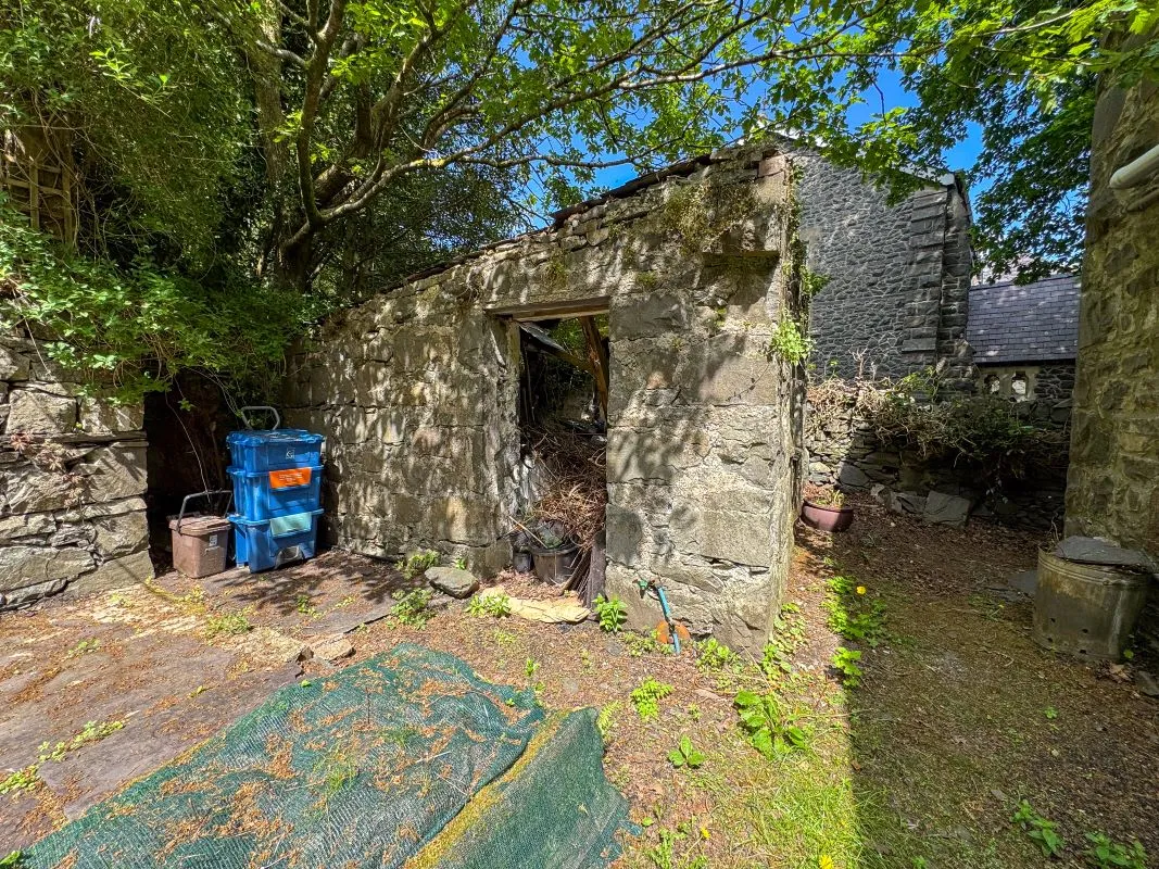 Craig Y Nos, Church Road, Llanberis, Caernarfon, Gwynedd, LL55 4TF - Online Auctions