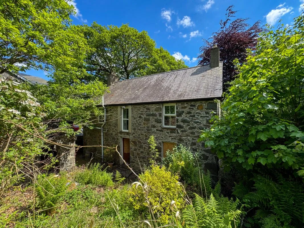 Craig Y Nos, Church Road, Llanberis, Caernarfon, Gwynedd, LL55 4TF - Online Auctions