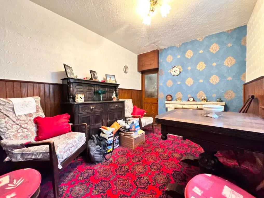 Penrhiwceiber, Mountain Ash, Rhondda Cynon Taff, CF45 3TP - Online Auctions