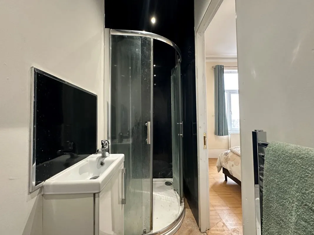 Doncaster, South Yorkshire, DN4 0RD - Online Auctions