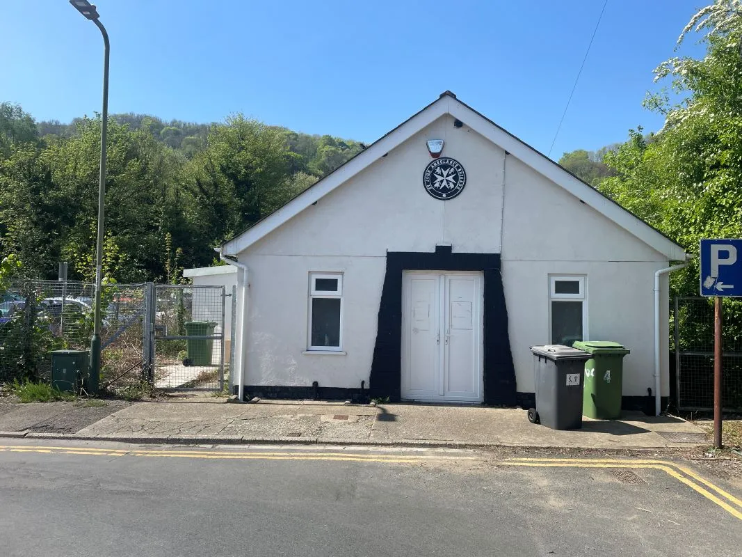 Tredegar Terrace, Risca, Caerphilly, NP11 6BT - Online Auctions