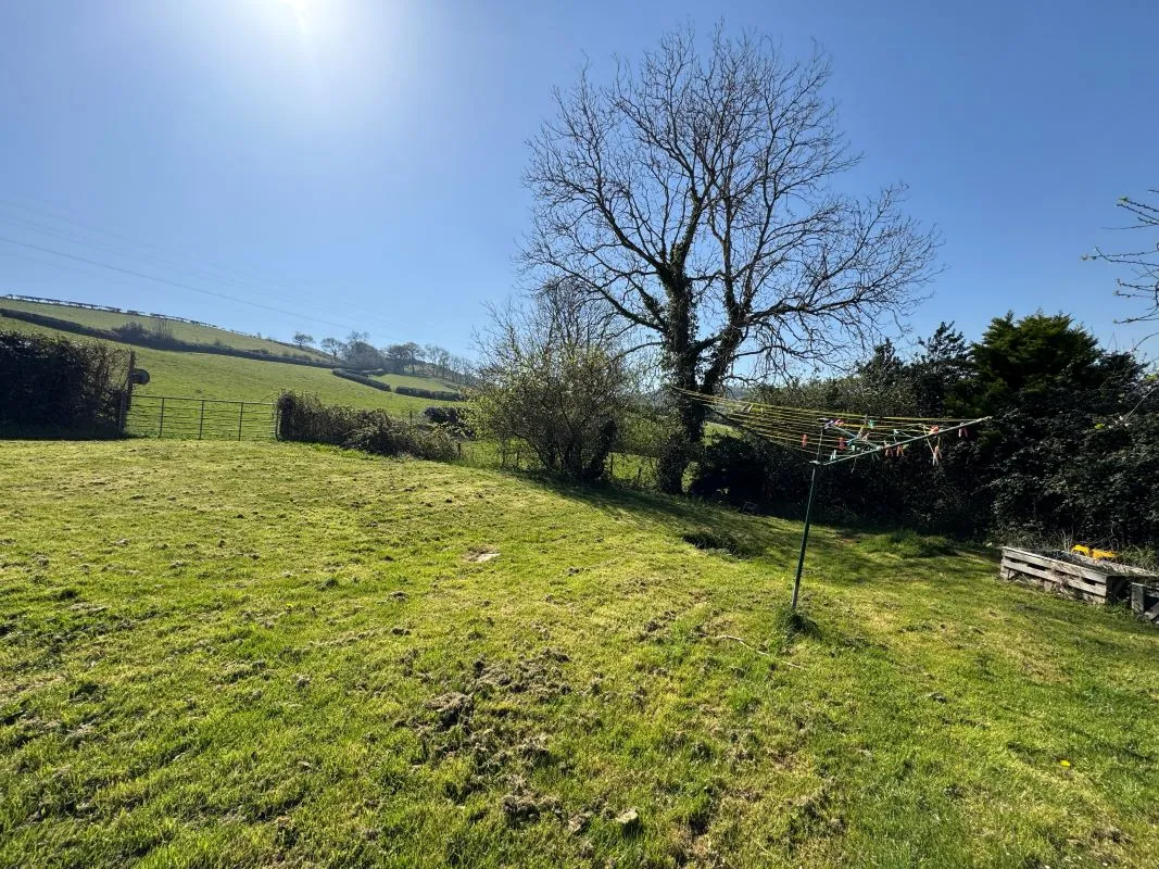 Ty Derwen & & Associated Land, Ffordd Llanelwy, Betws Yn Rhos, Abergele, Clwyd, LL22 8AN - Online Auctions