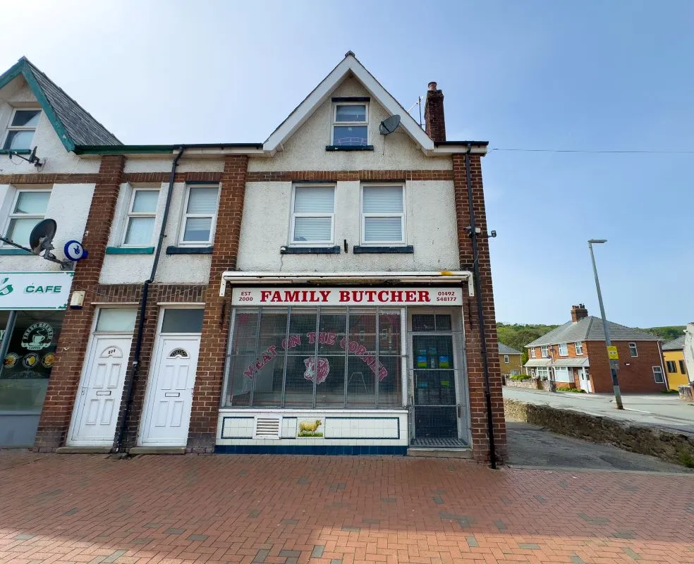 Mochdre, Colwyn Bay, Clwyd, LL28 5DS - Online Auctions