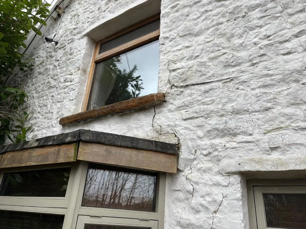Nantyglo, Ebbw Vale, Blaenau Gwent, NP23 4LB - Online Auctions