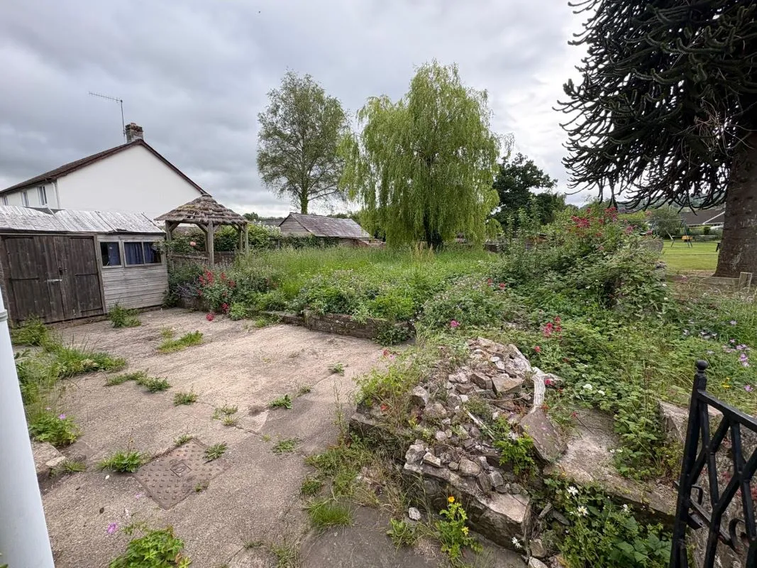 Llangattock, Crickhowell, Powys, NP8 1PA - Online Auctions
