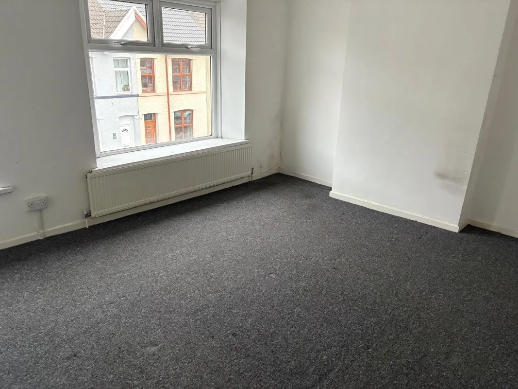 Bedlinog, Treharris, Merthyr Tydfil, CF46 6RG - Online Auctions