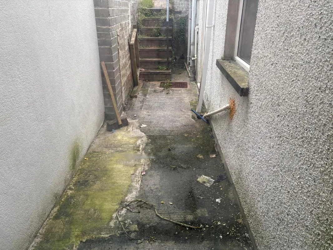 Bedlinog, Treharris, Merthyr Tydfil, CF46 6RG - Online Auctions