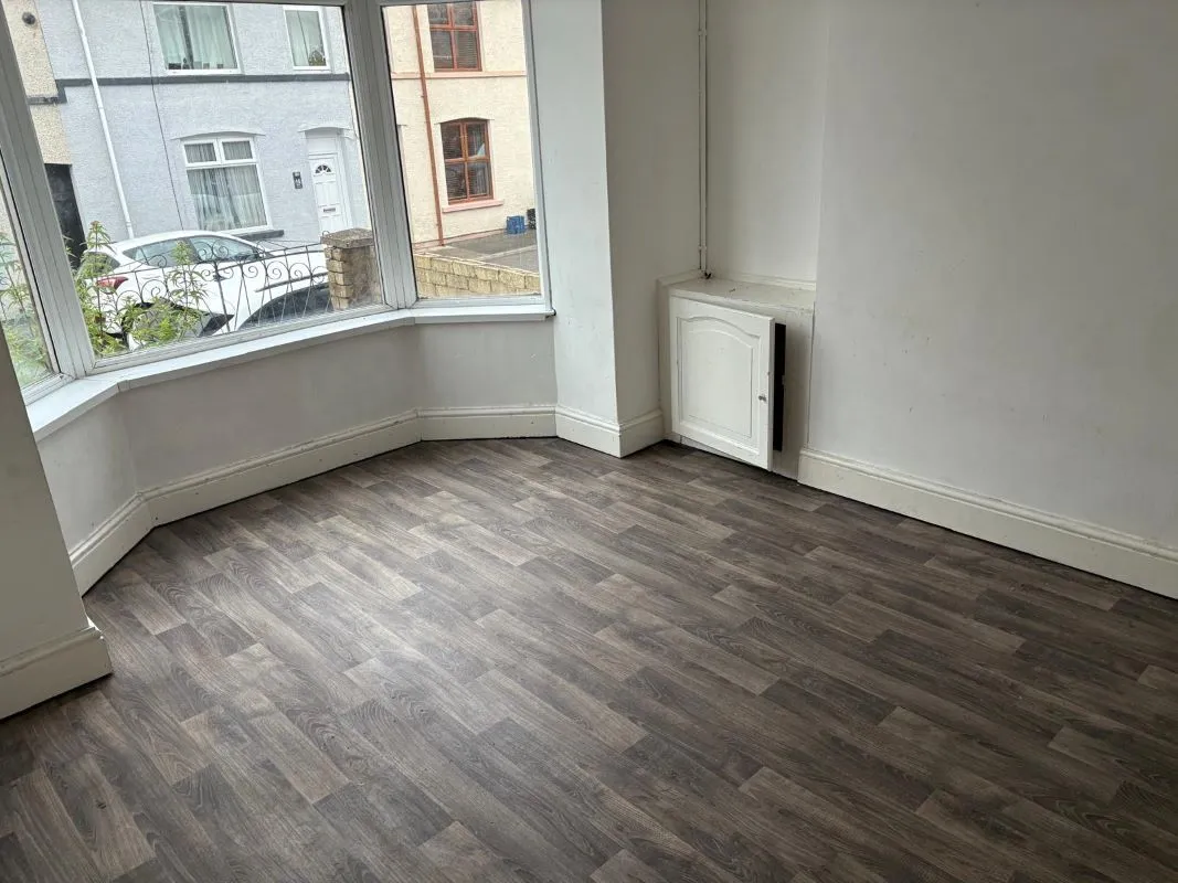 Bedlinog, Treharris, Merthyr Tydfil, CF46 6RG - Online Auctions
