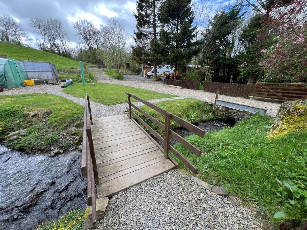 Mydroilyn Road,, Llanarth, Ceredigion, SA47 0QT - Online Auctions