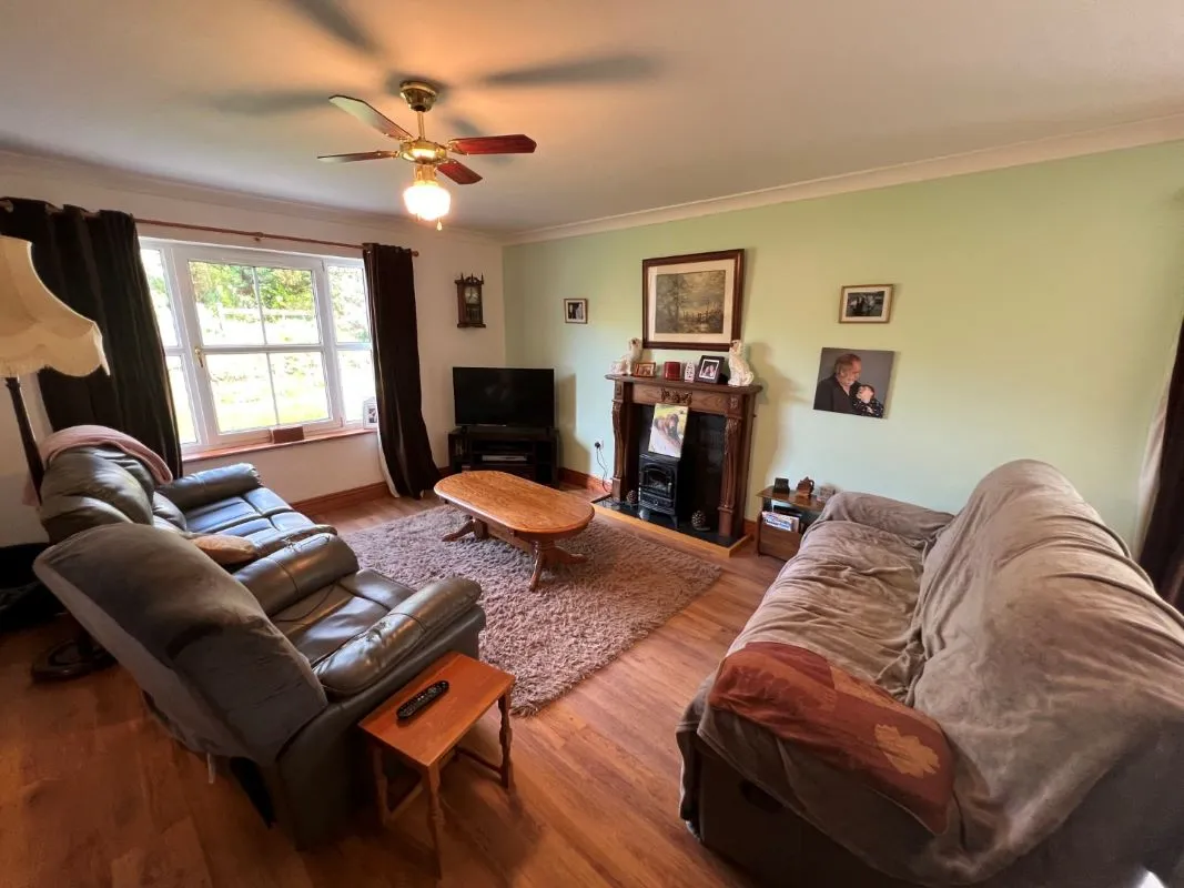 Mydroilyn Road,, Llanarth, Ceredigion, SA47 0QT - Online Auctions