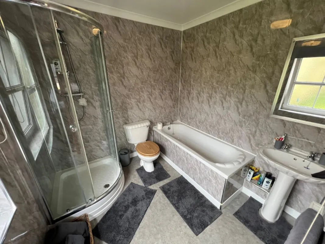 Mydroilyn Road,, Llanarth, Ceredigion, SA47 0QT - Online Auctions