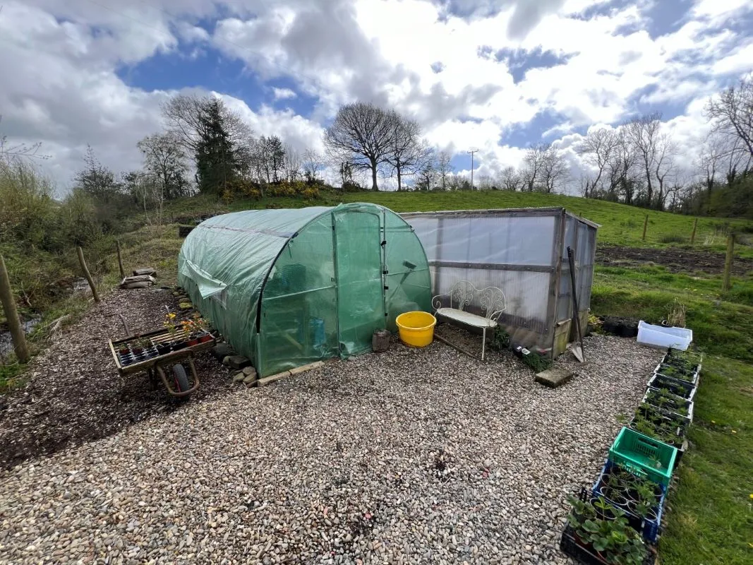 Mydroilyn Road,, Llanarth, Ceredigion, SA47 0QT - Online Auctions