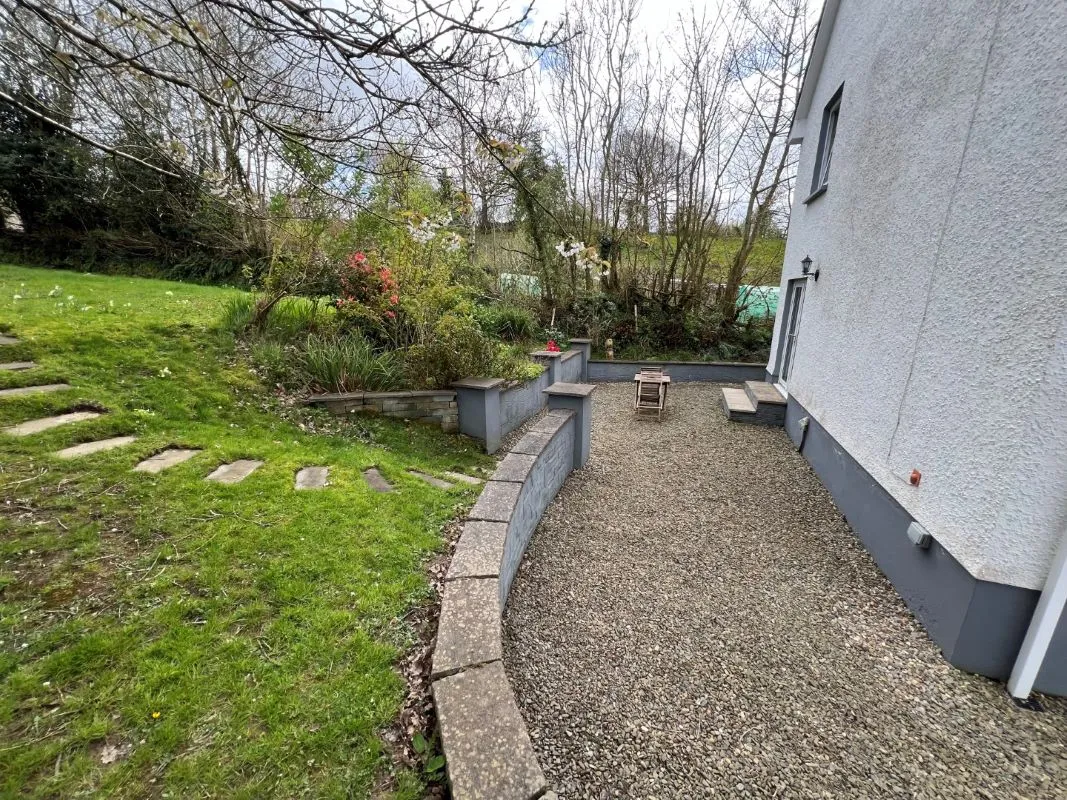Mydroilyn Road,, Llanarth, Ceredigion, SA47 0QT - Online Auctions