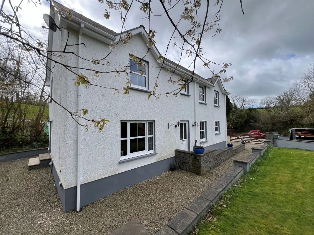 Mydroilyn Road,, Llanarth, Ceredigion, SA47 0QT - Online Auctions